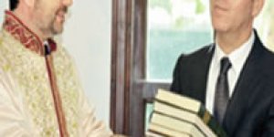 Tarhan: "Alevi Talepleri İçin Çözüm Yeri Siyasi Arena"