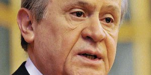 Bahçeli'den Alevi açılımı