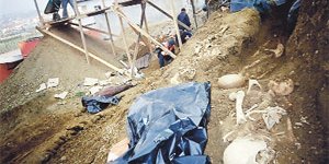 'AKP İl Binası hemen yıkılsın'