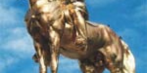 Heykeli sarıya boyamak: İşgüzarlık mı, zihniyet mi?