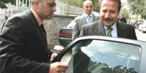 AKP Akman'a sahip çıktı