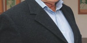 Baskı yüzünden Ramazan'da ışık açarız