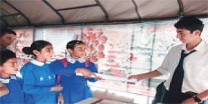 Kutlu Doğum'da öğrenciler görevli!