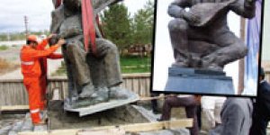 Takkeli Veysel gitti fötr şapkalısı geldi