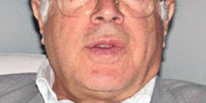 Alevilerden istifaya destek