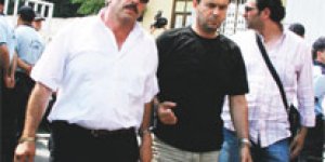 Alevi ve solcular fişlendi!