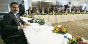 Bakan Çelik Alevi Çalıştayı'nı Savundu