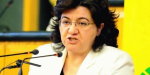 'Dün Alevileri yakanlar bugün rozet takıyor'