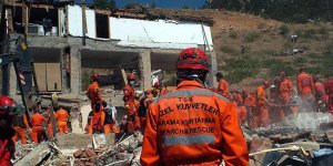 Bir kasaba kaçak Kuran kursunu gizliyor!