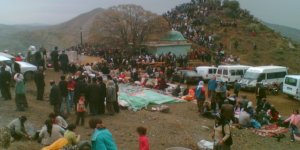 Aziz Dede binlerin katılımıyla anıldı