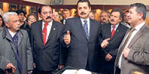 Bakan Çelik, Madımak ailelerinden özür diledi