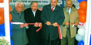 Cem evini markete kiraladılar