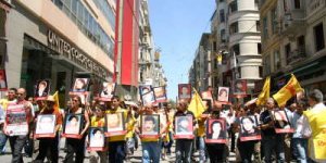 Sivas Katliamı'nı lanetlemek için 2 Temmuz'da Kadıköy'e