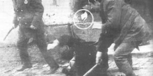 Yıldönümünde 'Kanlı Pazar' hesaplaşması