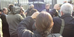 İzmir Alevi Dernekleri ARD Televizyonunu Protesto Etti