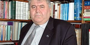 Profesöre Bak! Alevi Mitingi Yabancı İstihbaratın İşiymiş...