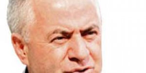 Belediye Başkanını 'kafir' ilan ettiler