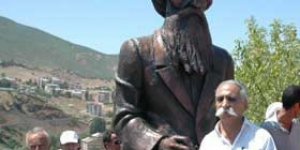 Munzur Festivali Seyit Rıza heykeliyle açıldı