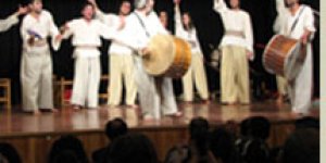 Bedreddin'in düşüncesi ve düşleri sahnede