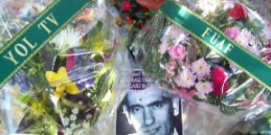 Aleviler Yılmaz Güney'i mezarı başında andı