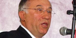 "Alevilere En Büyük İyilik Onları Özgür Bırakmak"