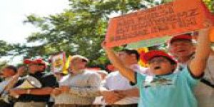 Ankara'da "zorunlu işkence" protestosu...