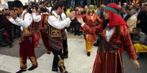 Alevilerin Eylemi Gece de Devam Etti