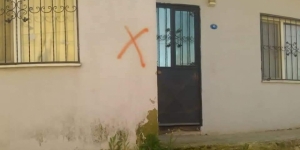 Alevi evlerini işaretleyen şahıs yakalandı; neden yaptığını itiraf etti