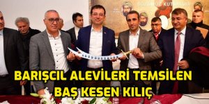 Celal Fırat'tan Ekrem İmamoğlu'na 'döner kesme kılıcı' hediyesi