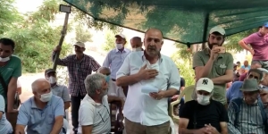 PSAKD Yol Erkan Kurulu üyeleri Hasan Doğan ve Efe Engin’den heykel açıklaması