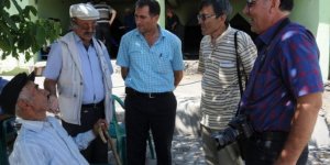 Âşık Ekberi: “Deli Gönül Hangi Dala Konarsın?”