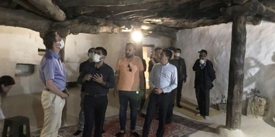 AB Türkiye Delegasyonu 800 yıllık cemevi’ni ziyaret etti