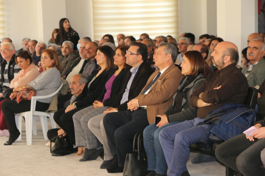 “Şeyh Bedreddin ve Alevilerin mücadele tarihi”paneline yoğun ilgi