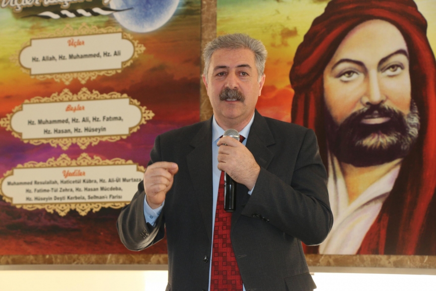 “Şeyh Bedreddin ve Alevilerin mücadele tarihi”paneline yoğun ilgi