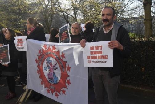 İngiltere’de Aleviler Sivas Katliamı sanığının affedilmesini protesto etti