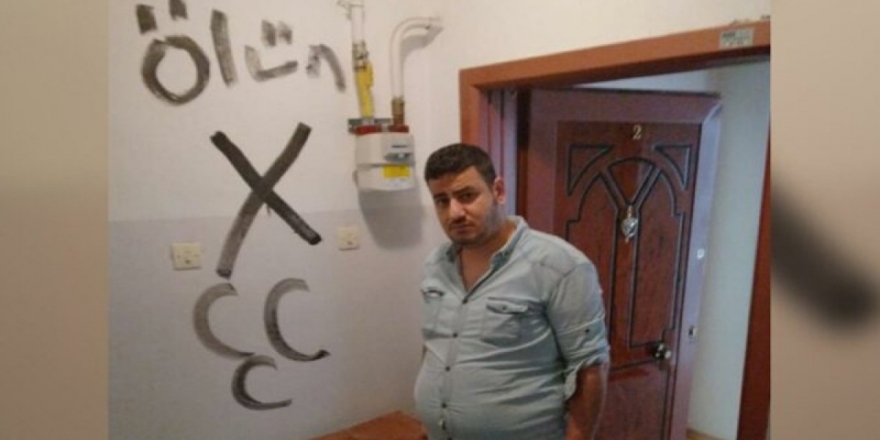 Evine üç hilal çizilip çarpı konulan Alevi genç CHP’deki işinden de atıldı