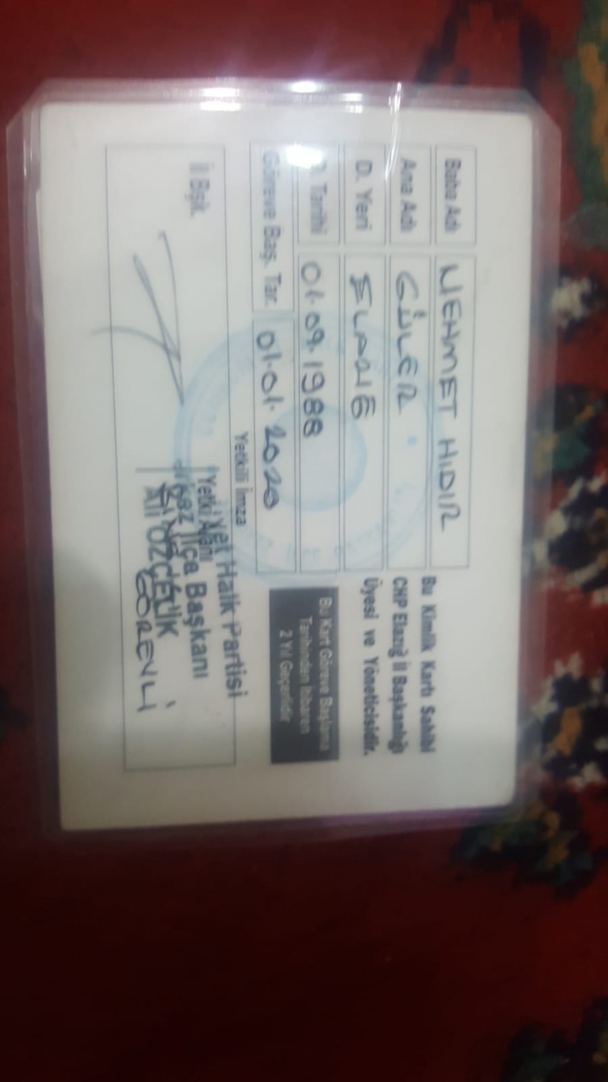 Evine üç hilal çizilip çarpı konulan Alevi genç CHP’deki işinden de atıldı