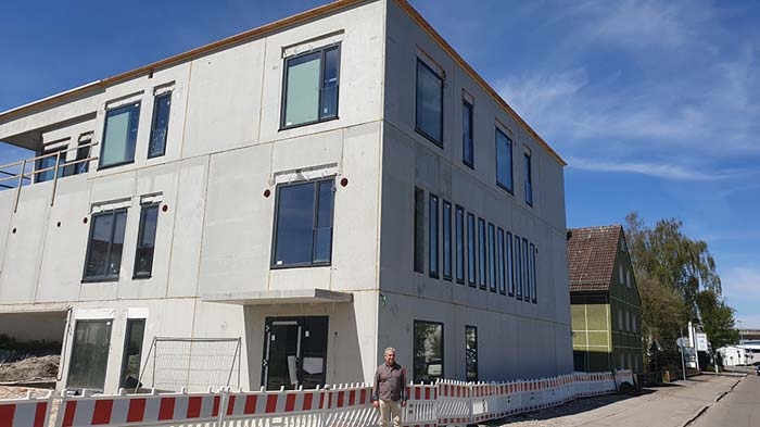 Aleviler, Ulm Alevi Kültür Merkezi/ Cemevinin yeni binasına kavuşuyor