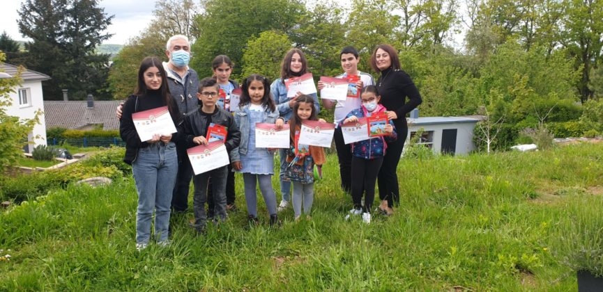 FUAF’tan yarışmayı kazananlara hediye paketi