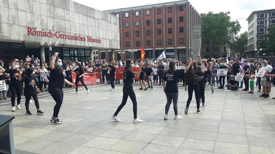 Moers Alevi Kültür Merkezi Sivas’ta katledilenleri andı