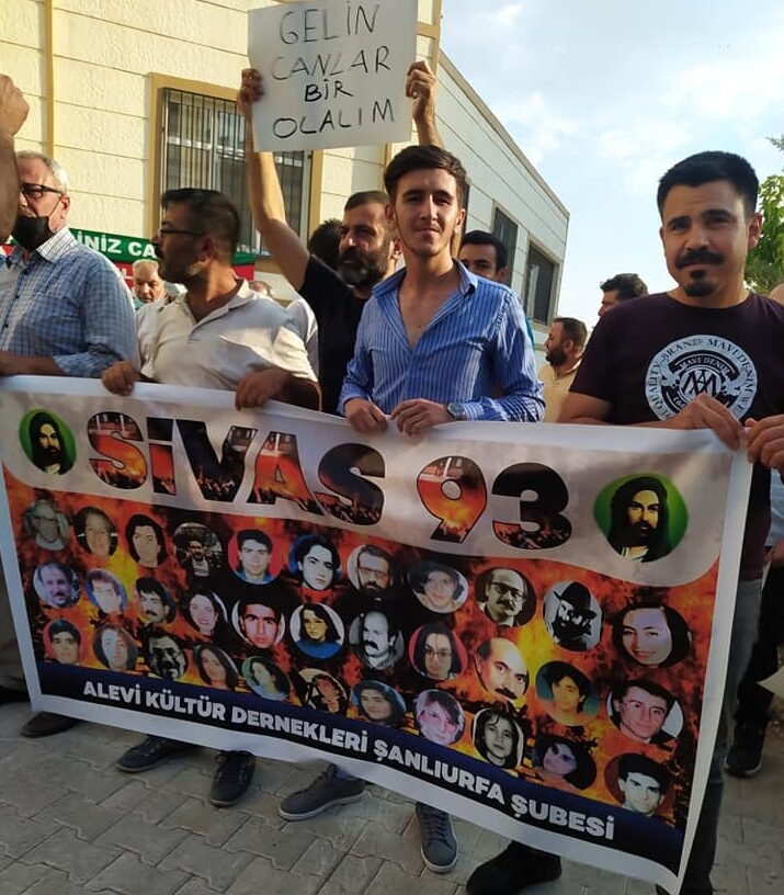 Urfa’da Aleviler Sivas Katliamı’nı lanetledi: Madımak utanç müzesi olmalıdır!