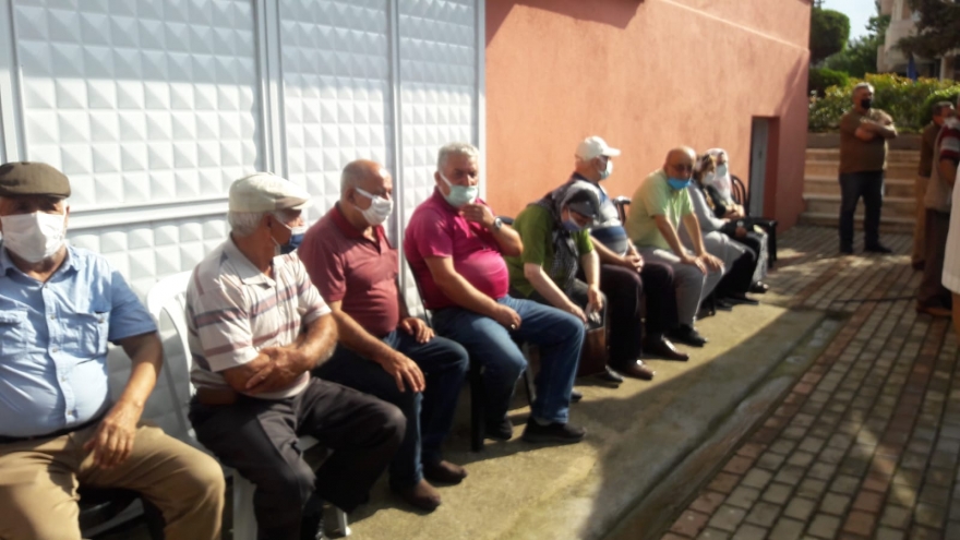 Kestel Cemevinde yapılan aşı uygulamasına yoğun ilgi