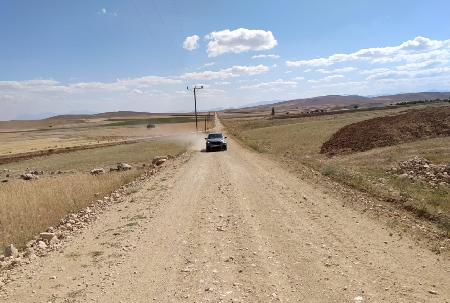 Maraşlı Milletvekilleri, yolu ve suyu olmayan Kürt Alevi köyleri için konuştu: Cezalandırıyorlar