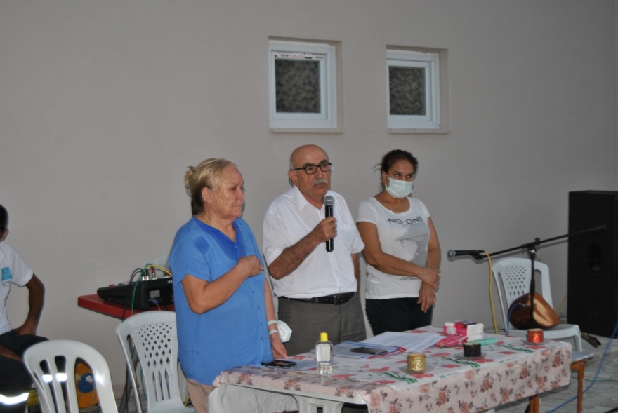 AKD Silifke Cemevinde lokmalar paylaştırıldı