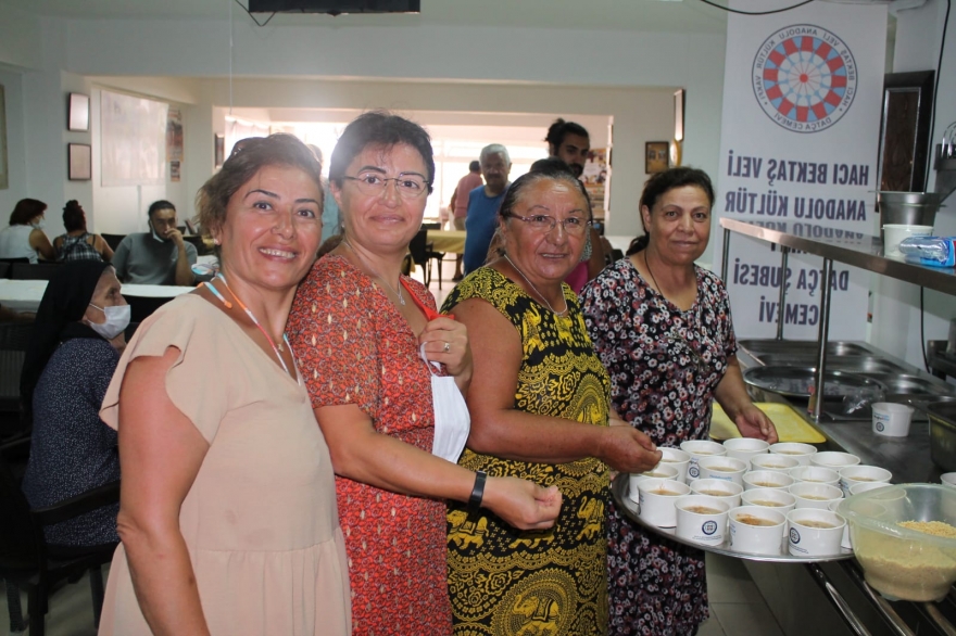 HBVAKV Datça Şubesi’nde aşure lokması pay edildi