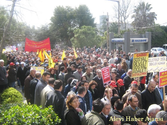 İşçiler 17 yıl sonra hayatı durdurdu