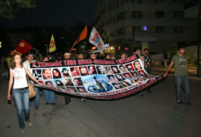 Halk müdahil olmadıkça aydınlanmaz 