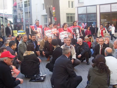 Aleviler eyleme hazırlanıyor