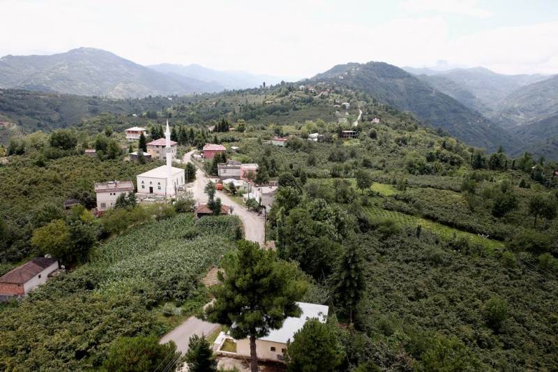 İsim:  kutluca-koyu.jpg  Görüntüleme: 2  Büyüklük:  80.8 KB (Kilobyte)