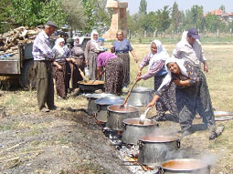 Abdal Musa Dergâhı'nın kazanları hala kaynıyor 